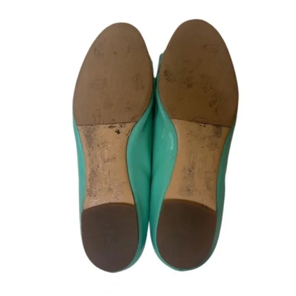 SALVATORE FERRAGAMO Turquoise Patent Lather Varina Ballet Flats - Picture 8 of 12